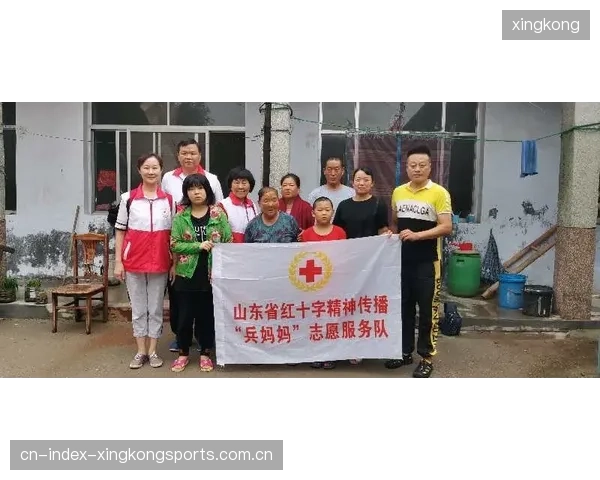 利物浦右路配合制造绝佳传中点